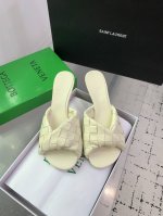Bottega Venetabv Blink系列纽结编织饰带高跟凉拖鞋 Ins 小红书巨多网红明星上身 真的太美了高级穿着又仙女 简约时髦又有设计感而且非常非常