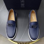出厂价Pp： 品牌：迪奥Dior 标准码：男码38 44 45可以定做 等级：官网同款 材料：原版牛皮拼接 牛皮内里 原版Tpu耐磨柔软大底 款式类别：休闲运动