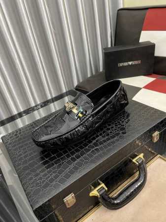 出厂价Pp： 阿玛尼 Armani 新款休闲豆豆鞋、专柜一比一制作 优质做工，原单品质、进口牛皮鞋面皮内里原版橡胶大底、｛高品质看得见｝欧洲站高端大牌男鞋，码数 - 点击图像关闭