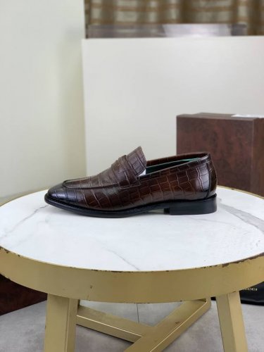 工厂p价p 真皮大底系列 顶级版本 Stefano Ricci史蒂芬劳.尼治男士皮鞋石头纹小牛皮科技面料精英气质 强烈对比色调突出鞋面线条感 明镀钯孔眼 内部衬