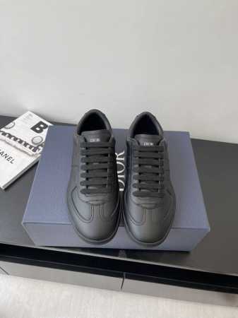 顶级版本迪奥 Dior 25Ss新品 B01德训鞋 情侣款鞋头维度设计宽了点 上脚舒适度完美在线 线头优美 适配裤型完美百搭 饰以各种经典细节 是日常造型的理想 - 点击图像关闭