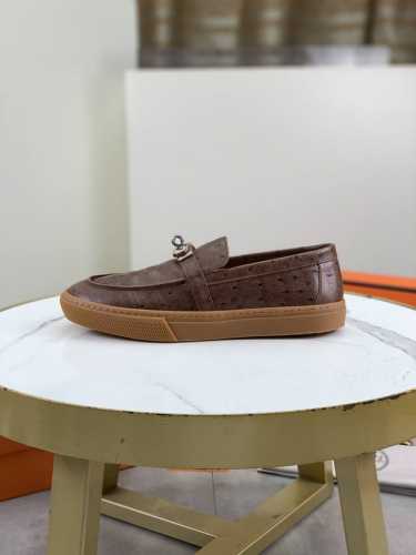 工厂P价P Hermes 爱马仕 -高端品质 原单 -鞋面：小牛皮、激光打孔品牌图腾工艺、鞋口松紧伸缩带、鞋舌丝印品牌Logo -内里：进口牛皮 -大底：超轻T