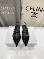 高版本出厂 Celine 赛琳25Ss 早春最美尖头平底鞋玛丽珍小凉鞋～ 思琳标志性的五金扣高级优雅 上脚显瘦得来超有气质～百搭日常着用都是一绝的单品！小平跟轻