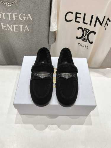 高版本出厂 单鞋 Dior*迪奥D家24ss秋冬新款毛毛乐福鞋～顶级品质 购入原版，精心打造、只为复刻原版一致、版型超正。各大明星网红纷纷种草的一款美鞋、上脚舒