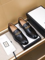 调工厂p价 男装男鞋 运动原单 Gucci 古奇 里 爆款豆豆鞋顶端品牌奢侈 顶级 质量 最新時尚豆豆鞋 ..鞋面選用原版高丝光牛反毛制造. 全头层水染皮内里