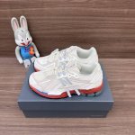 顶级版本New Balance 1906A 系带圆头耐磨 低帮跑步鞋男女同款白红。 货号: M1906A D包装:全套得物配件加固得物盒包装！ 码数:36-45