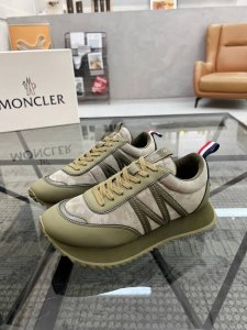 m 顶级代购 蒙 炸街男神爆款超人气休闲运动鞋，新品专柜同步，鞋面进口牛皮搭配网布面料，标志图形潮人必备复杂工艺完美复刻，柔软舒适网布料里垫脚，鞋底：原厂特供原