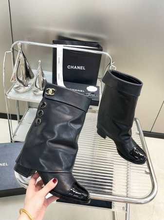 出厂价 CHANE*｜小香24P秋冬新品 菱格粗跟裤管靴 独家正版开发 完美复刻原版这款超多网红博主穿搭 时髦感爆棚不要觉得穿靴子有点早 时髦的宝宝都在秀了绝对 - 点击图像关闭