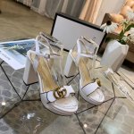 出厂价pp 女装女鞋 运动原单古驰 Gucci 官网1 1精致的古铜色饰扣新款夏季一字凉鞋做工很棒让人放心皮质光泽有韧性 舒适走路超自在 贴合大众实际需要很好驾