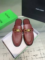 Bottega Venetabv Astaire系列结绳配饰乐福拖鞋 上脚轻松又时髦 穿上它 百搭又时髦 轻松穿出高级感 每一步都走出你的时尚新节奏 鞋面材质选