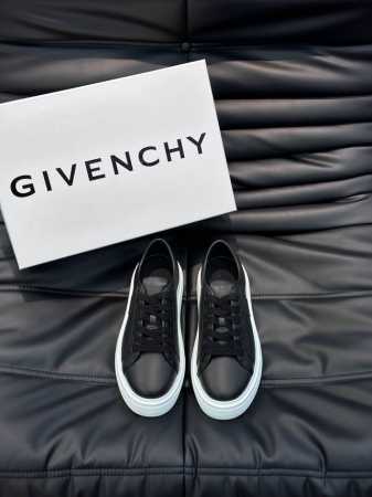 Givench* 男士厚底休闲鞋，采用进口牛皮拼接材质，鞋身饰有真皮品牌标装饰，鞋舌真皮logo装饰，立体复合式拼接缝合！内里小羊皮舒适度高！ 38-44 45 - 点击图像关闭