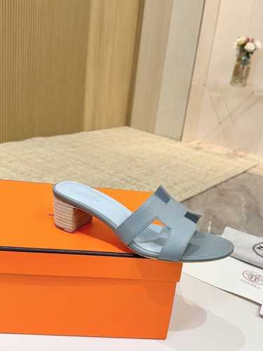 爱马仕Hermes 真皮大底 出厂价 顶级版本！原版开发 鞋面：牛皮 内里垫脚 羊皮 大底：意大利真皮大底 跟高：4.5Cm 码数：34-43注 34 41 4