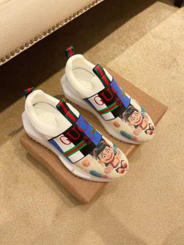 调工厂p价 男装男鞋 运动原单 新款男鞋Gucci 最新鞋出货 原单品质 时尚潮流 采用特殊材料 内里羊皮 全新包装 脚感超舒适 做工简直无可挑剔 码数:38-