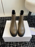 代购级 CELINE塞琳 24 秋冬新款杨幂同款 短靴 凯旋门英伦风短靴 简约大气时髦 耐看不过时 是时尚圈永不退潮的经典所在，复古的英伦风格，让你穿出不一样的