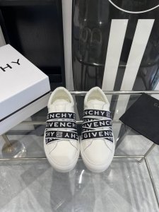 代购级别 新配色GIVENCHY纪梵希2024春夏新款小白鞋原版开发全网最高版本无论是面料、内里、垫脚都是用最好的牛皮不是市场上的普通货原版TPU大底女码35-