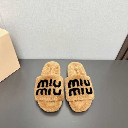 出厂 独家顶级版本 缪缪miumiu2024Vs新款毛拖系列 百搭时髦单品！不管居家还是外穿都是品味的象征性！ 秋冬搭配袜子 那更是太绝太绝了 面料：定制原版羊