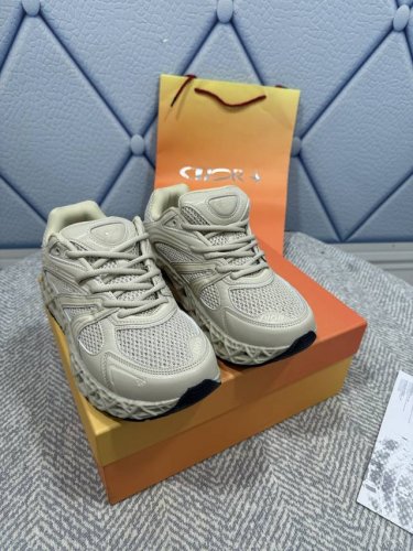 顶级品质 dior X Levis Hamilton 早春休闲运动 跑步鞋 老爹鞋 明星款主推爆品 汉密尔顿Xdior胶囊系列 F1赛车7冠王Lewis Ham