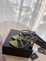 高版本出厂 SAINT LAUREN* 圣罗兰ysl 25ss 春夏全新走秀款满钻高跟鞋凉鞋唯有YSL最懂女人心，不接受反驳，超级无敌女人味神器，女人必备 z品