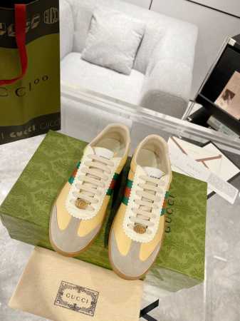 Gucci 23ss经典款德训鞋 情侣款 原版一比一完美出货舒适度挺高 春夏超爱 原版定牛制皮 牛反绒 定染原正版确料皮颜色 码数:35-44 - 点击图像关闭