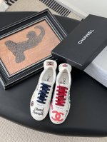 P布 P350 皮 P380 Chanel 经典涂鸦休闲运动鞋 新款来袭 个性涂鸦，好看又百搭，细节拉满～ 今年最新版面 官网专柜限定款 Size:35-40