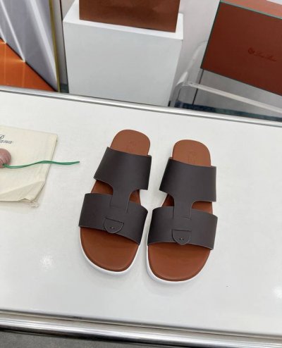 出厂 鸵鸟纹+20。Loro Piana*顶级正品级高版男Lp拖款购买原版1:1复制 于1924年4月24日一手创立现有的Loro Piana公司。家族经营至今