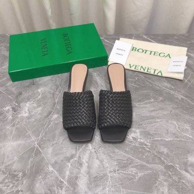 工厂p价p 顶级高端版本 代购品质 原版开发 Bottega Veneta Ss新品爆款夏季方头中跟凉鞋Knot穆勒凉拖女鞋 Bv新款小编织鎏金中跟抢手大爆款