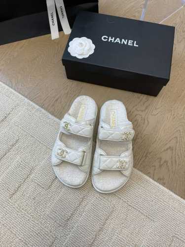 发泡大底版本 Chanel 24新款羊毛魔术贴凉鞋系列 秋冬羊毛系列版本 高版本 内里全羊毛 Size:35-39 其他码数定做