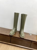 顶级版本FENDI 芬迪 ss秋冬新款厚底不过膝长靴骑士靴 大爱老花系列 经典老花永不过时 上脚绝美 怎么搭配都时髦 舒适又好看 鞋面：采用进口牛皮 原版老花布