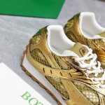 bottega Veneta Bv葆蝶家 王一博同款低帮休闲鞋 全新海淘专供品质 采用轻质科技网布面料 搭配几何图案设计橡胶外底 王炸系列 高版本 认准套包工艺