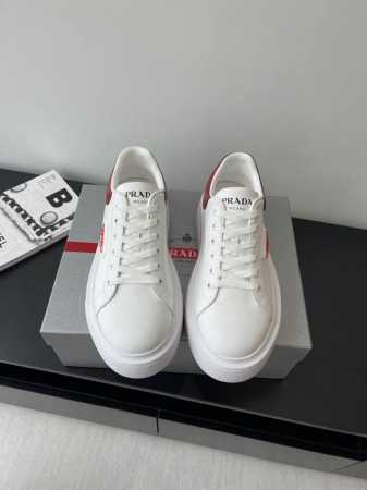 prada 普拉达 25Ss新款 休闲 厚底小白鞋 情侣款 p家时尚小白鞋 重版推出 高品质出货 优雅大方 上脚舒适 超级经典 上脚超轻超级舒适 面料丝稠牛皮 - 点击图像关闭