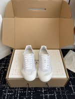 代购级 官网同步飞机盒包装 麦昆 25Ss 春夏季新款 Alexander Mcqueen 亚历山大 麦昆 春夏最新 休闲 运动鞋 原版购入开发 采用不同尺寸的
