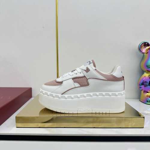 出厂价pp 高版本 Valentino Fw 25Ss New Arrival 华伦天奴 Vt 2025早春 Freedots运动鞋 厚底小白鞋 休闲鞋 檀健次
