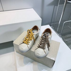 高品质出厂女 ！男 ！顶级品质情侣款！Ggdb Ss新款做旧小脏鞋情侣款滑板鞋休闲运动鞋！ 顶级版本原版购入开发做货 此款Ggdb小脏鞋火红程度比小白鞋还要早，