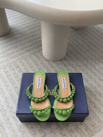 Aquazzura 24Ss 惊艳火爆款、菠萝 王室贵族的钟爱雍容华贵、气质高雅、到手如图柜级品质 璀璨别致水钻饰扣、小羊皮内里、意大利真A级真皮大底 跟高：平 - 点击图像关闭