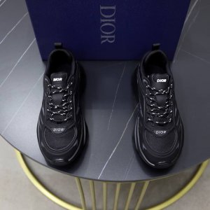 出厂价Pp： 顶级版本！！！ Dior迪奥 最新B44 Blade系列 休闲厚底 运动鞋 跑鞋 原版购入开发 做货 这款 B44 Blade 运动鞋来自 Dio