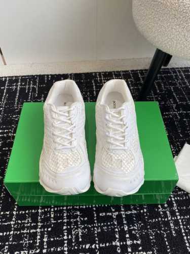 代购级 情侣款 Bottega Veneta葆蝶家23ss秋冬秀款BV Orbit运动鞋 王一博 同款 情侣款休闲鞋老爹鞋！Runner运动鞋！原版购入开发！