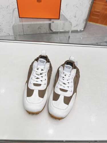 ΗERMES 皮面P: .布面P: 情侣款， Size：35-40 男39-44 45定做 Hermes爱马仕2024春夏走秀款In系列德训鞋火爆上新 原版购入