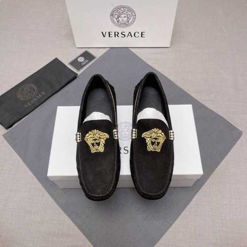 Verace 新款新款，范思哲男士四季豆豆鞋，最新元素潮爆全球，官网火爆热卖，最新豆豆鞋，原版版本，专柜一比一，鞋面意大利进口原版头层磨砂皮性感美灶莎头像金属扣