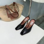 高品质出厂 ！小众潮牌 ALAIA 春夏新品鱼嘴高跟凉鞋足尖上的性感之资！ 精致的同时还具有时髦利落 摩登气场 鞋面进口小牛漆皮 头层牛皮 内里垫脚优质羊皮 意