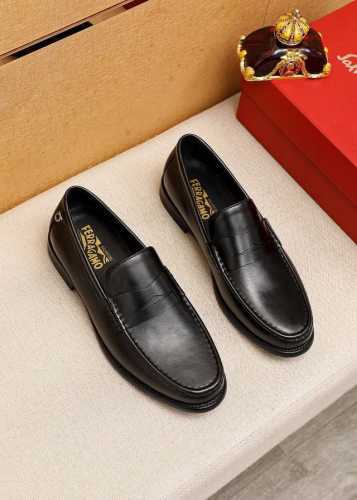 商品商标：Ferragamo 菲拉格慕 休闲皮鞋 正码码数: 39-44 38.45.46订制 商品材料：精选 进口小牛皮鞋面，进口水染牛皮内里。强烈立体视觉效