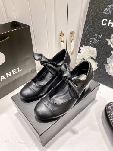 橙子出厂价p chancmel 香奈儿春夏新款 蝴蝶结玛丽珍鞋 浅口粗跟单鞋 跟高 6Cm 码数 35-40