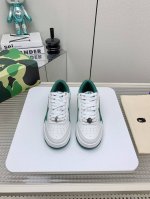 出厂女 男10 高版本 A BATHING APE vs 最新爆款休闲鞋系列 情侣拼色休闲鞋 A BATHING APE 各大明星 博主同款 诞生于1993年的