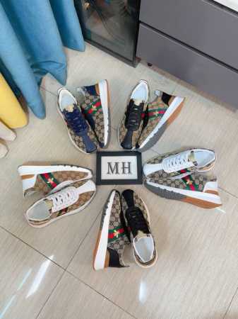 出厂价 Gucci 古奇 新款上市，上图必卖 顶级奢侈品牌，最新時尚休闲男鞋，潮流百搭之款，轻松运动风，鞋面意大利进口鳄鱼纹牛皮真皮内里 加超精细做工。原版个性 - 点击图像关闭