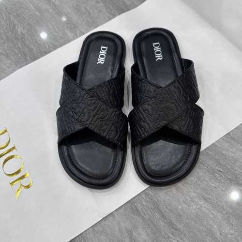 橙子出厂价P P130 Dior 迪奥春夏新款男鞋 交叉带男士拖鞋 休闲沙滩凉拖鞋 码数：39-45