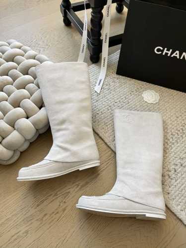 P610 Chanel 25C早春新款麂皮绒长靴！ 顶级版本！抢先发售 上脚非常秀气 鞋面麂皮牛反绒 内里羊皮 真皮大底 码数：34-41 定制不退不换