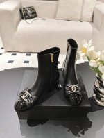 定制不退换小香2025P新款秋冬百搭蝴蝶结短靴香港购入正品1:1开发，鞋型经过两个多月反复调试，尤其是鞋头看似简单，却及其考验技术，没有个十年八年的老师傅是做不