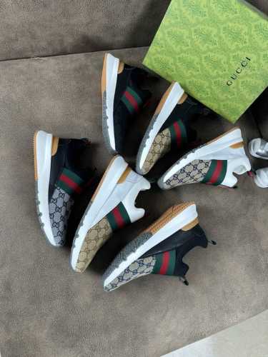 工厂p价 Gucci 古奇 运动系列男鞋，以经典的设计成为永不落幕的时尚宠儿，经典的休闲造型。鞋面采用 透气飞织面 网里品牌专用大底，耐磨，轻便，整体设计和谐统