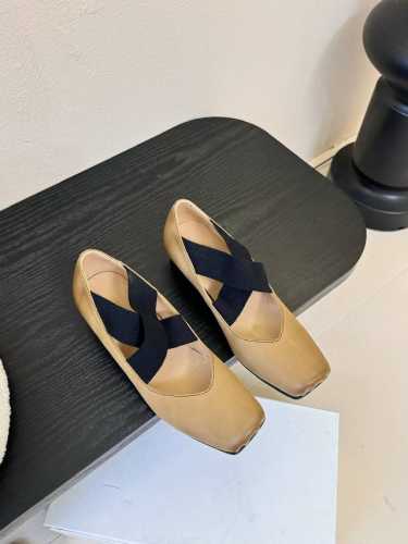 顶级 *6 已认证5 maison Margiel*玛吉拉Mm6 独家新品最高版本买手代购1:1完美复刻 猪蹄平底分趾Tabi凉鞋单鞋 原版开模真皮鞋底 原版套