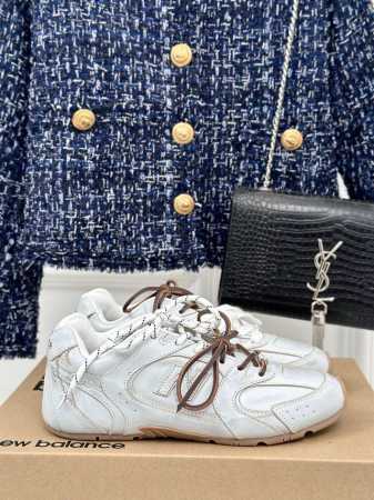 牛反绒 牛皮 男码＋10Miumiu x New Balance NB联名款 复古休闲德训鞋阿甘鞋运动鞋网红博主火爆追捧 时装周走秀场曝光非常留行的美拉德配色平 - 点击图像关闭