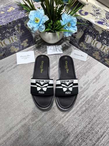 橙子出厂价p dior 迪奥 春夏新款 刺绣厚底拖鞋 休闲凉拖 厚底 5Cm 码数 35-42